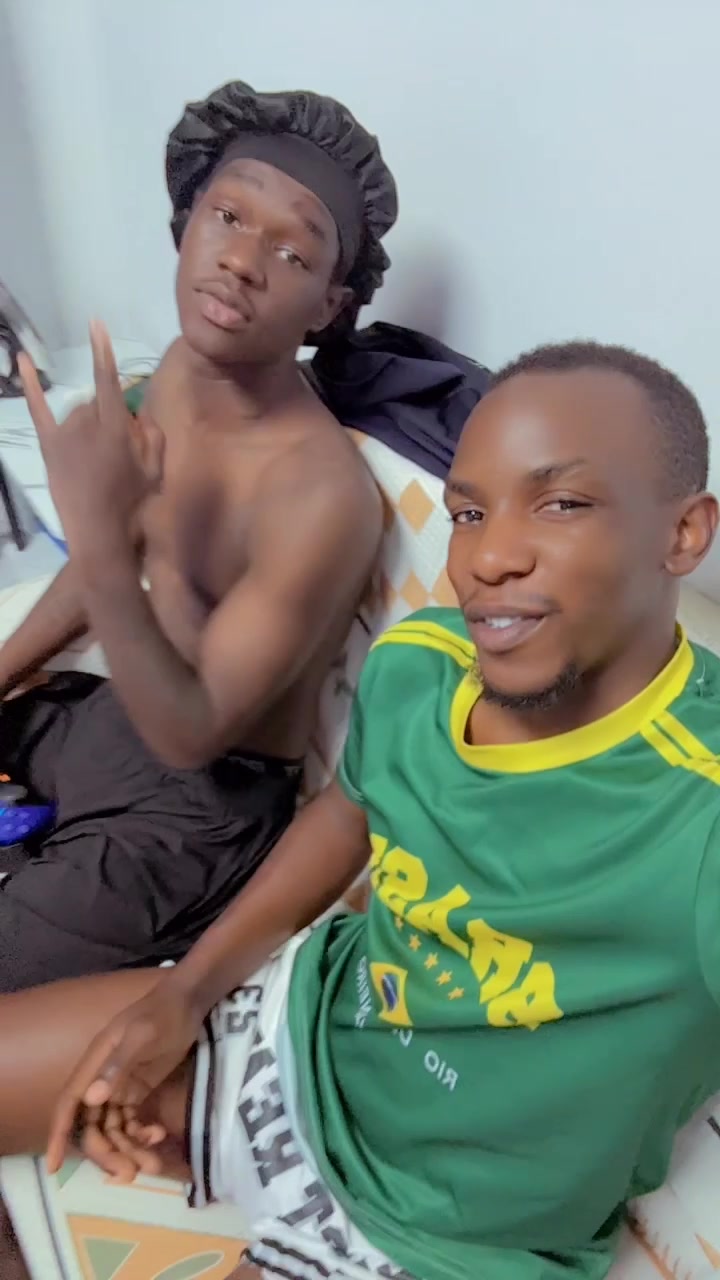 @VICTOR FOX🦊🇺🇬🇯🇲