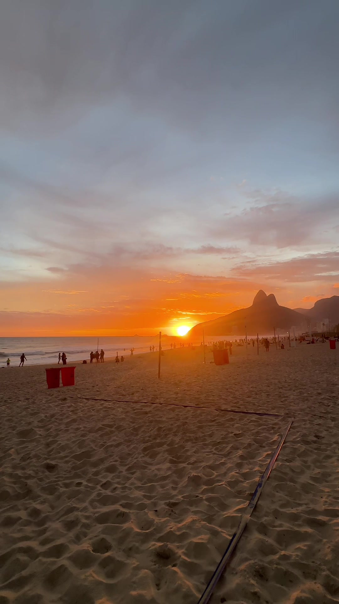 @Erin Nicole 🌞 Solo Travel