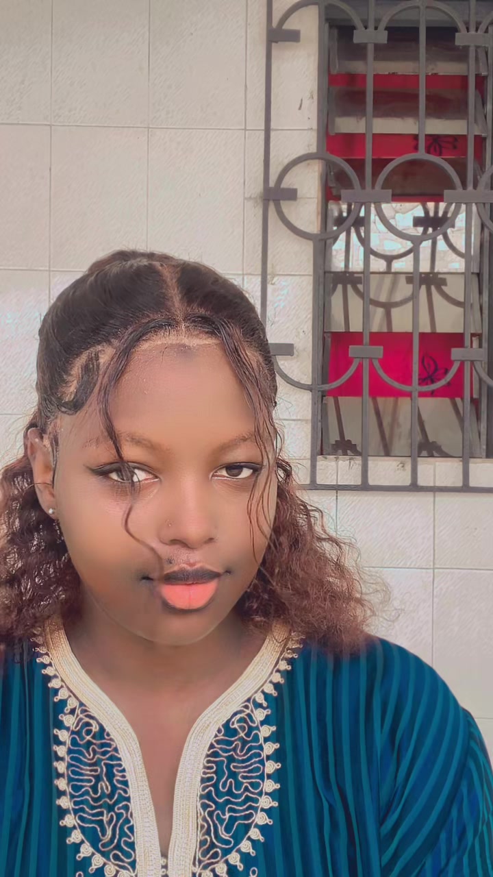 @La sénégalaise aux beaux yeux