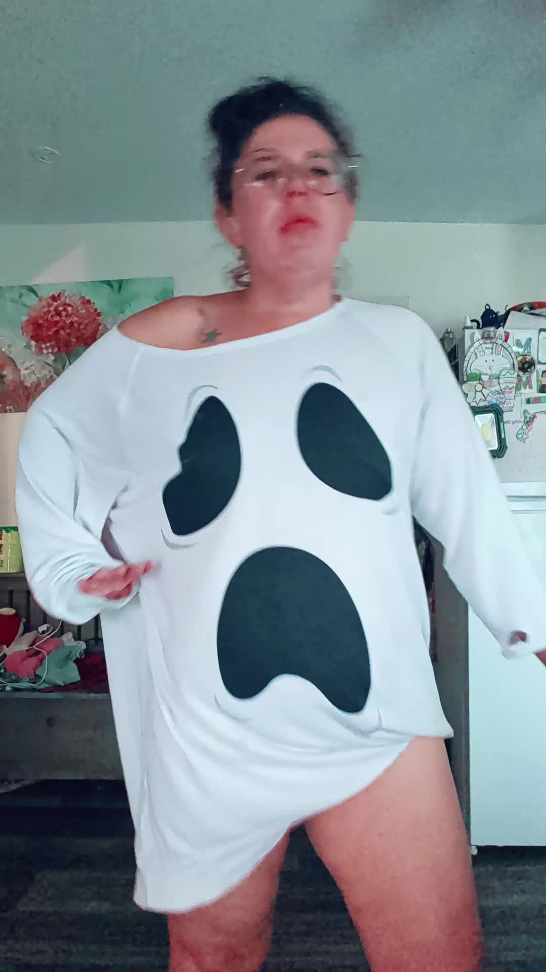 @Chellyissomewhere710