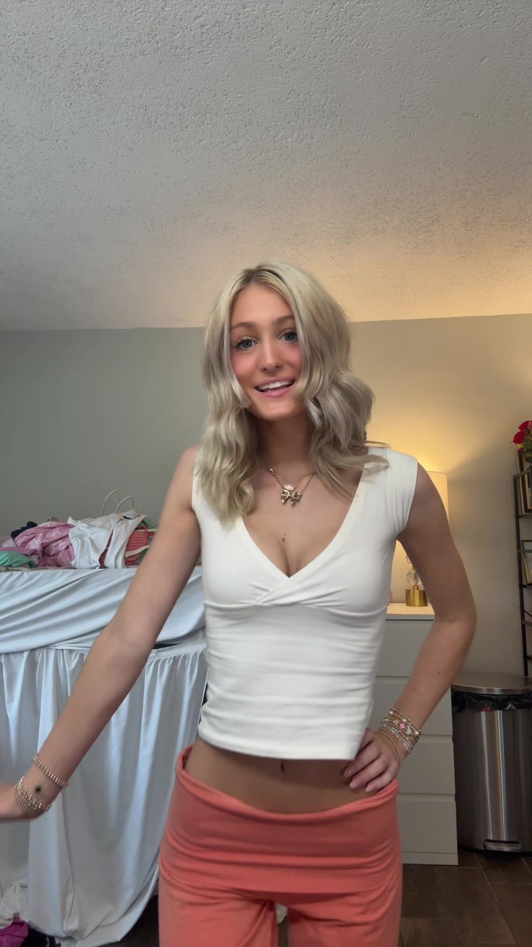 @anya