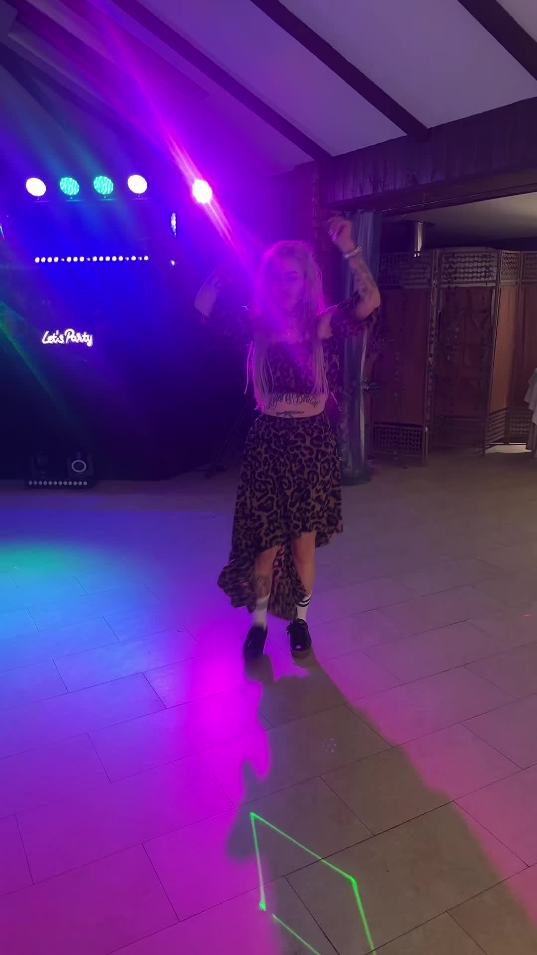 @karrola_official