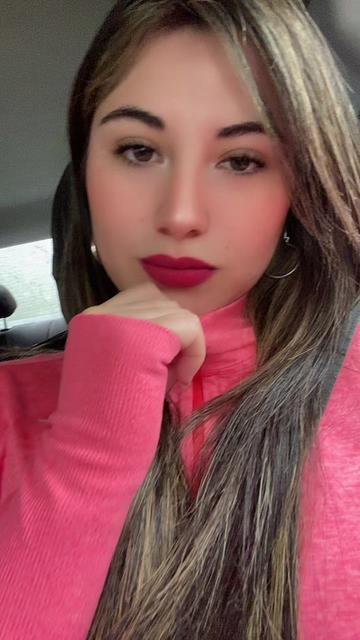 @Anabellaa
