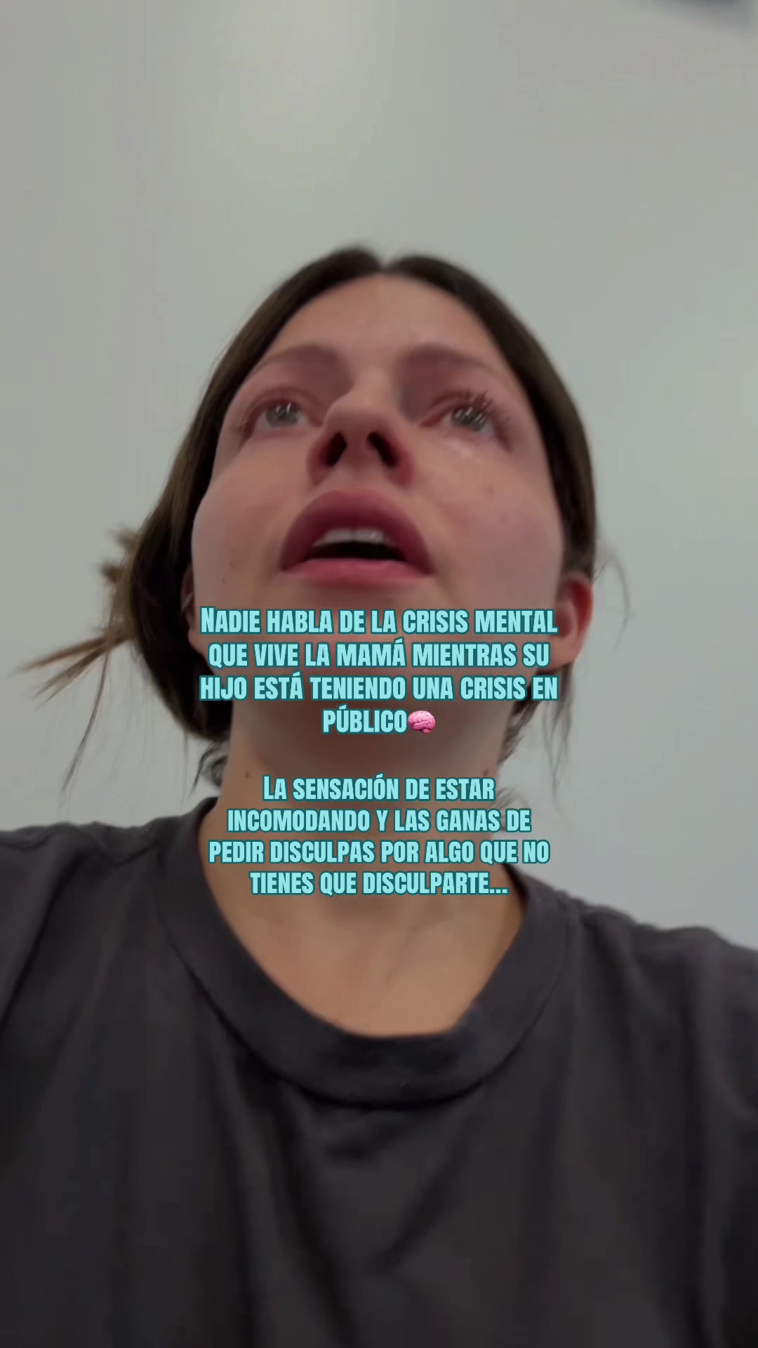 @Vickydlarosa