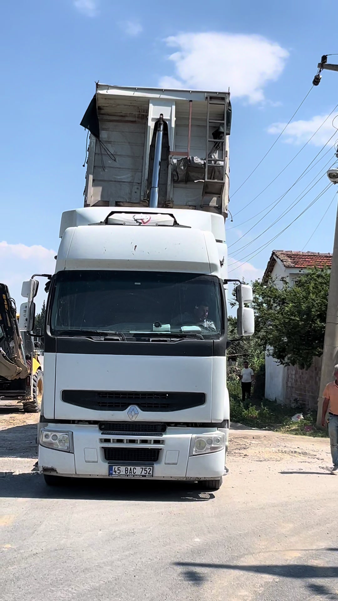 @batuhan.bayraktr