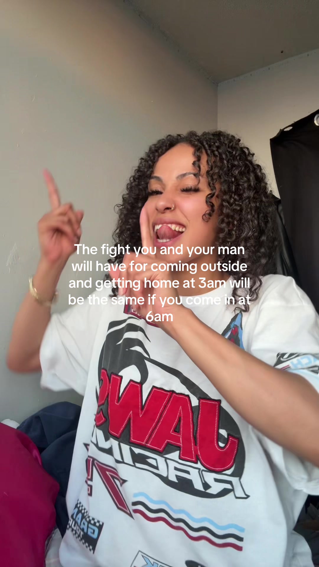 @ELLENIA MIONI