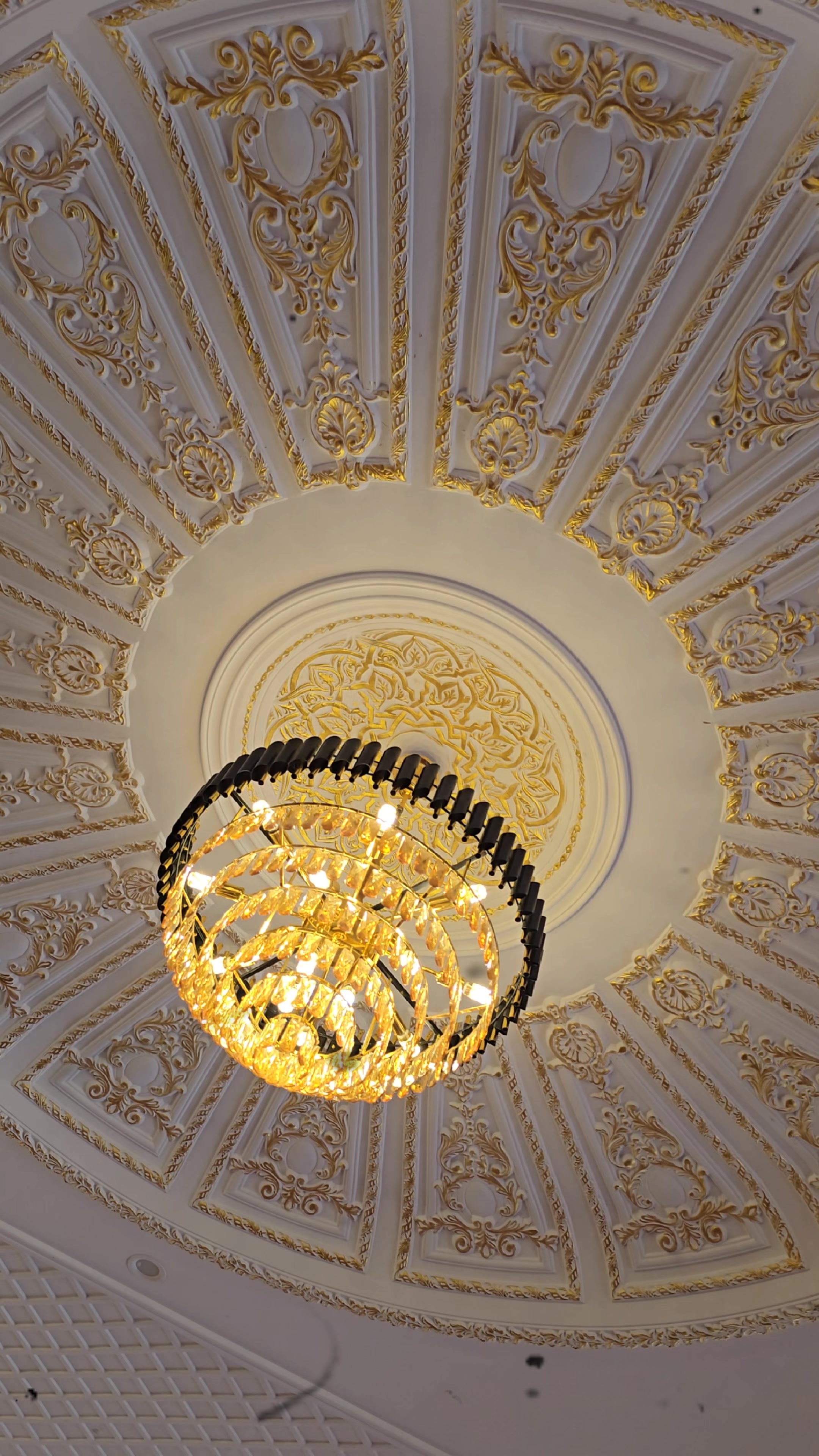 @عثمان