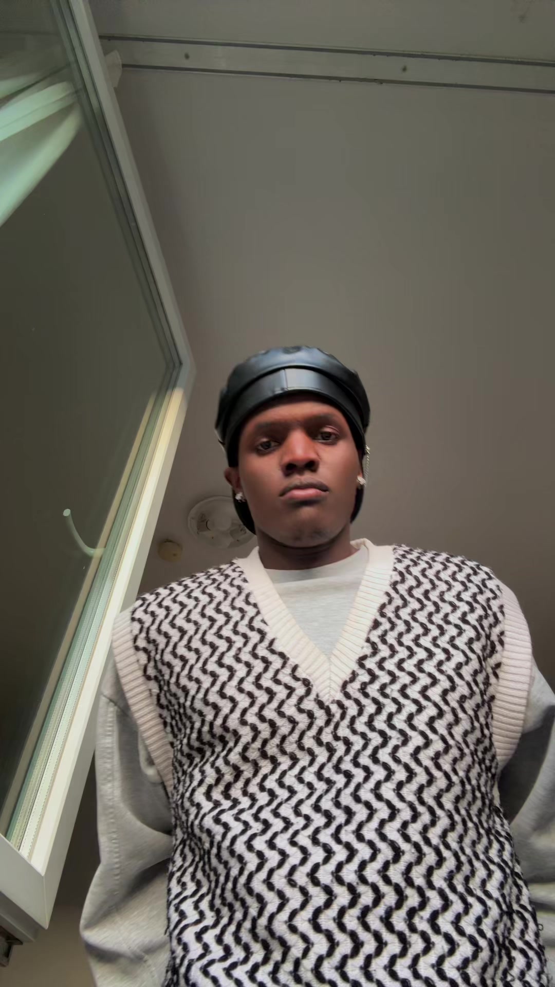 @Ficknots🇺🇬🇩🇪