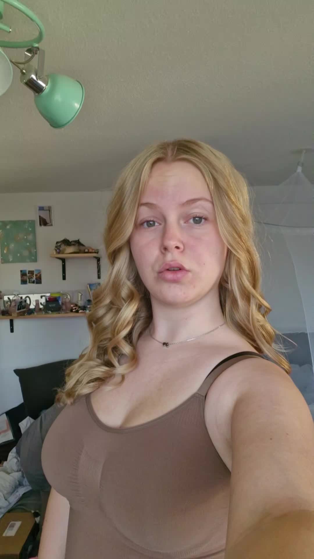 @Lena