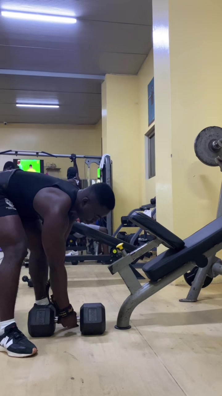 @DerricksFitness