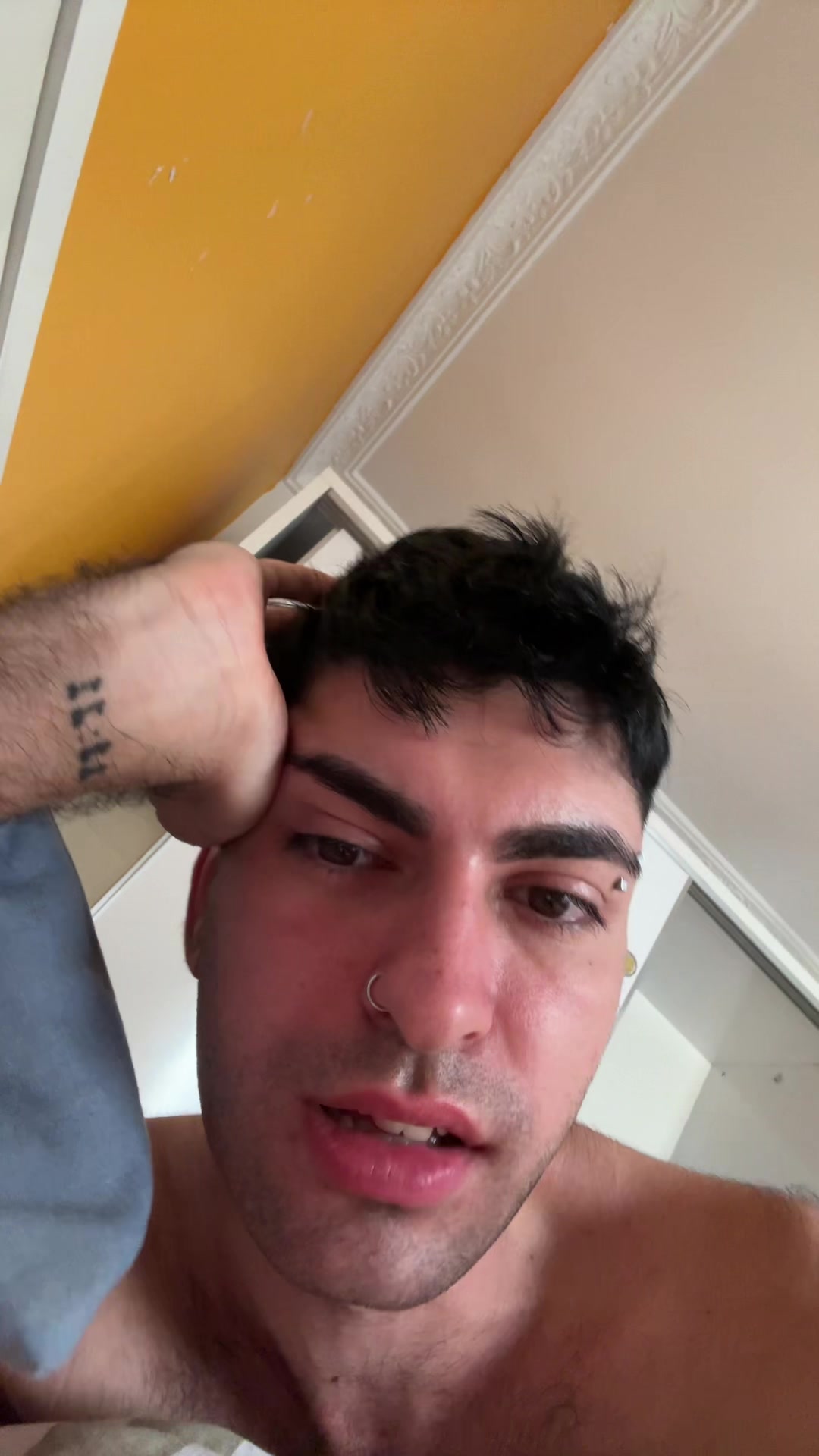@emre/esengül yırtıkferyat