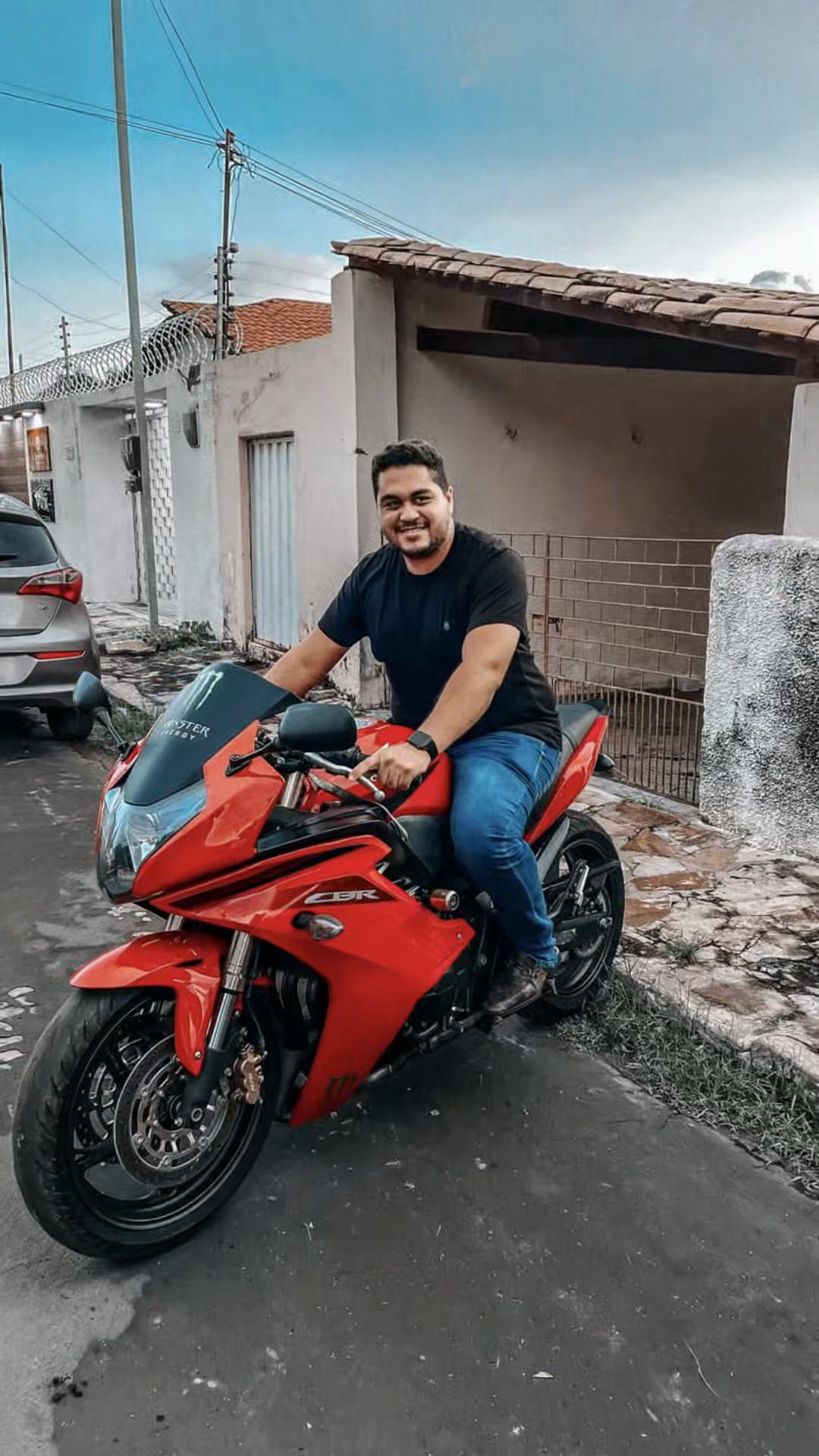 @thximenes
