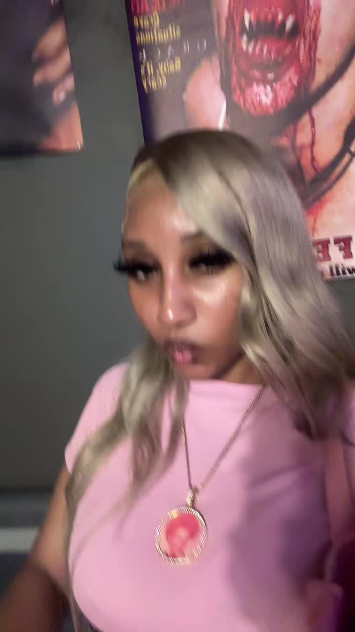 @nichewhitegirl