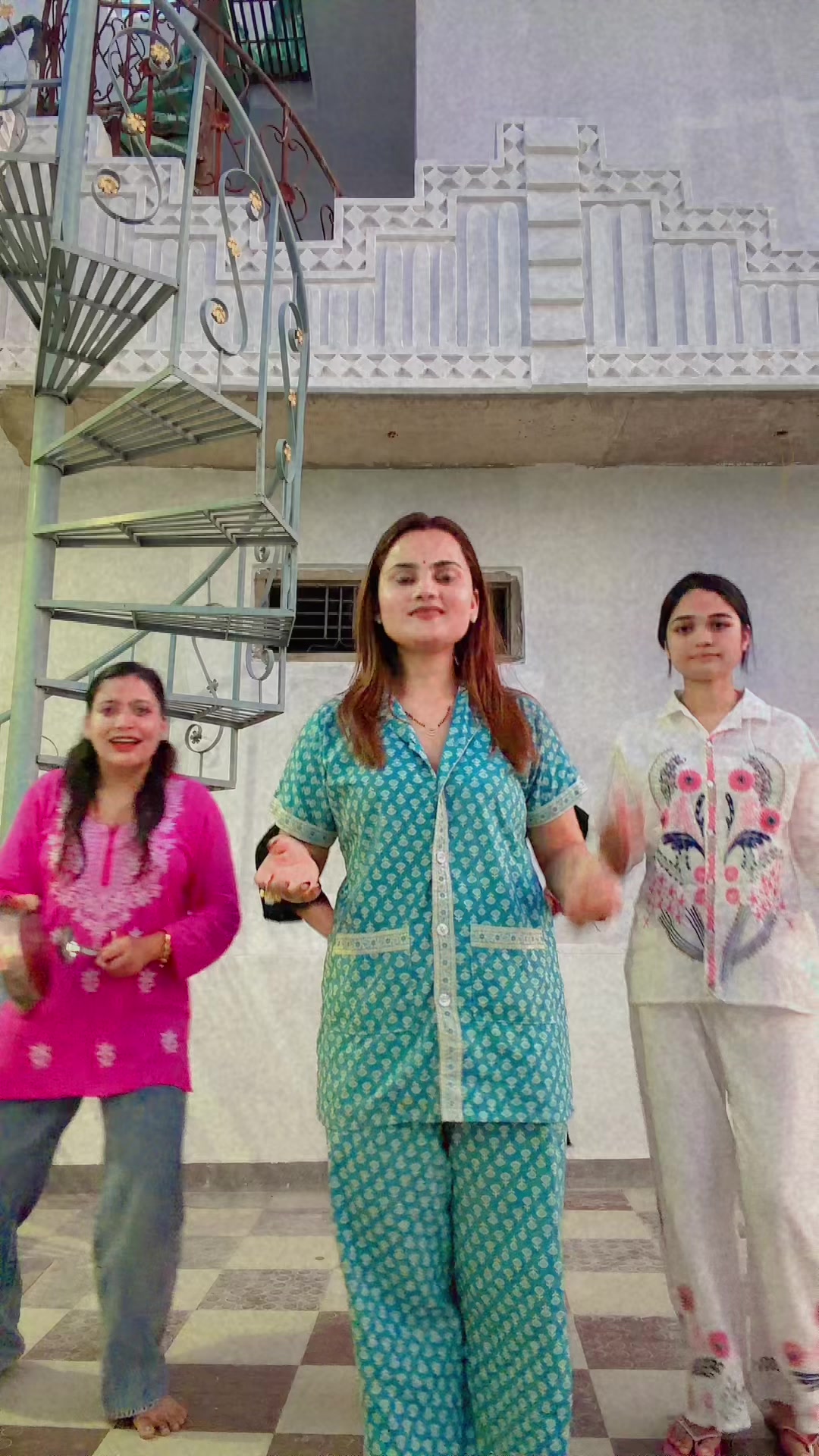 @Shandya Regmi🦚✨