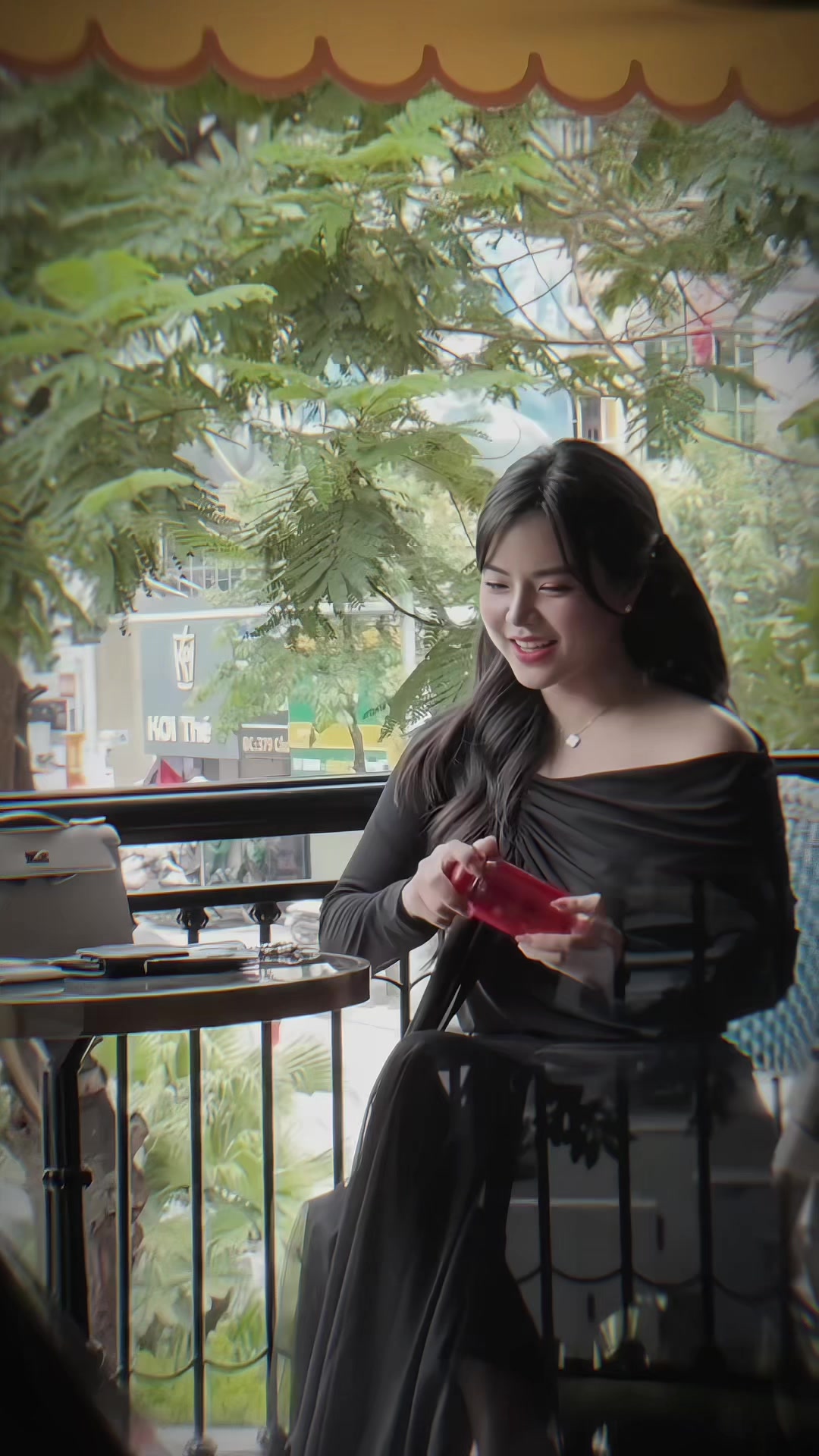@Nguyễn Thị Thu Trang