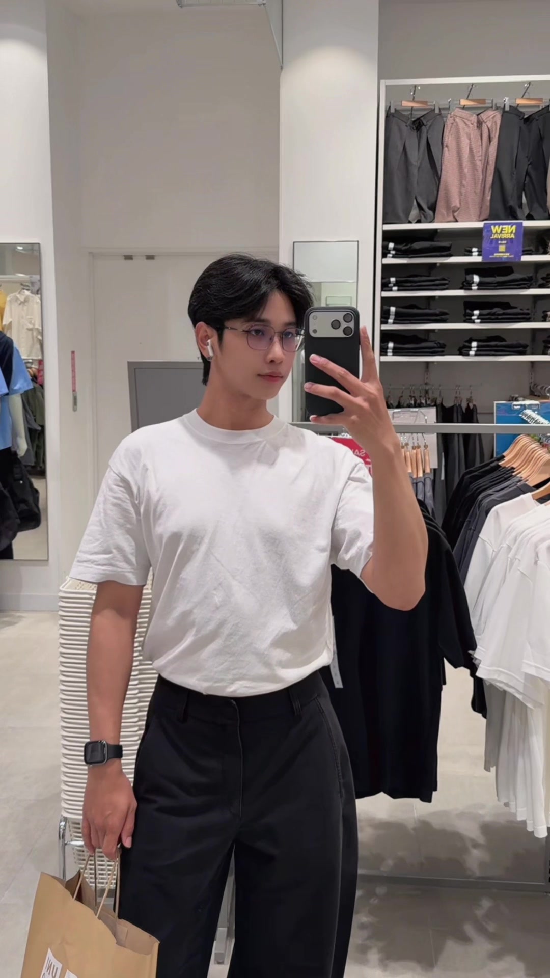 @มอสชอบกินปลาแซลมอน
