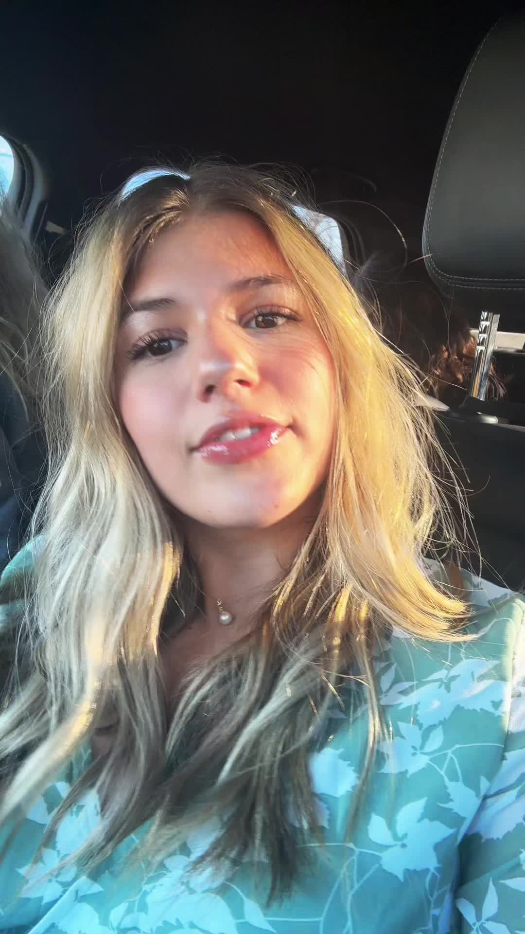 @ava🌞💐🥥🌺