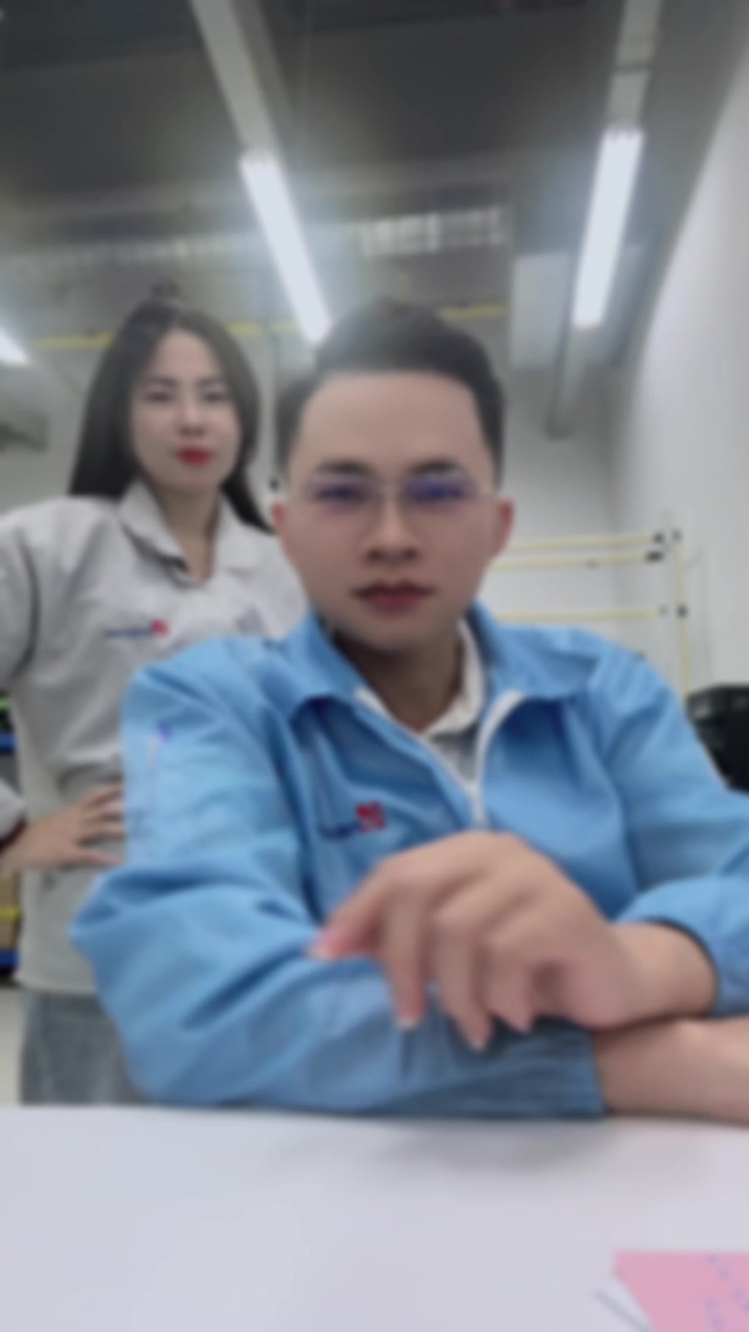 @Đặng Hải (quản l&yacute; Foxconn)