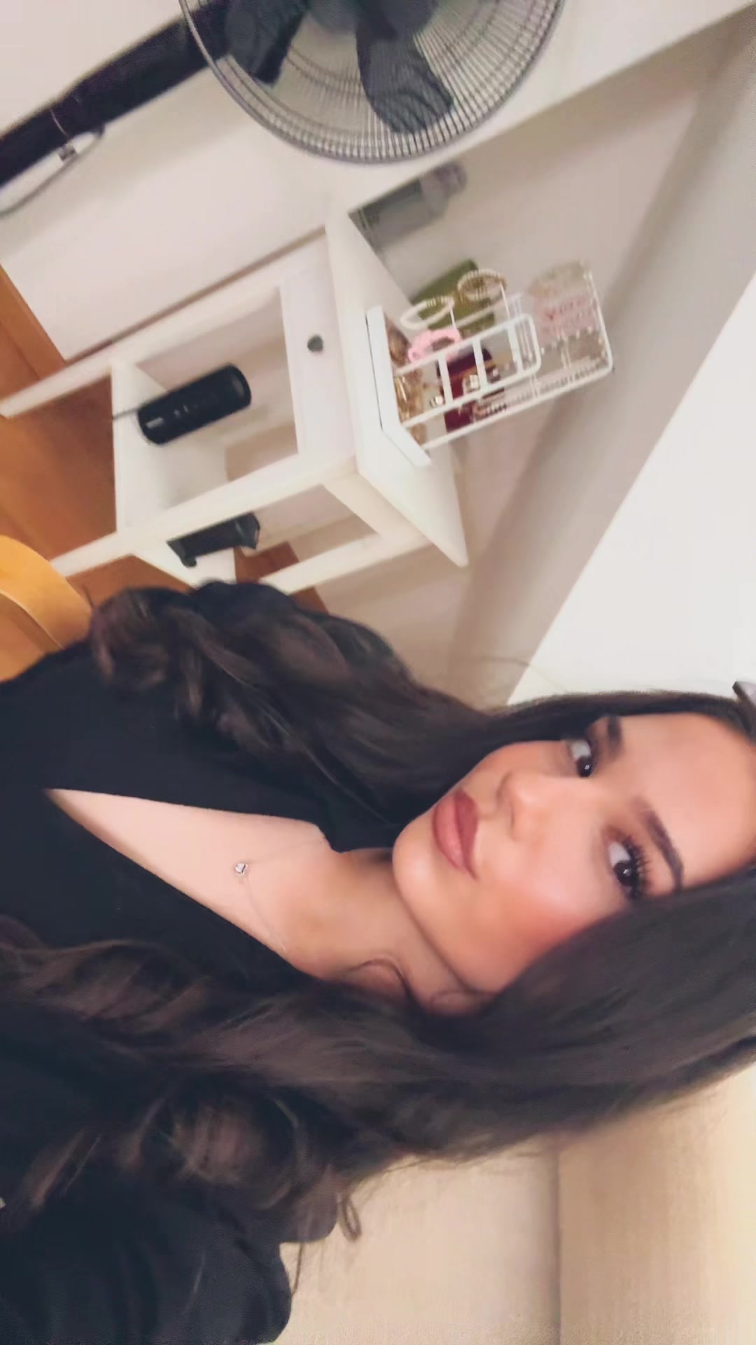 @🐰