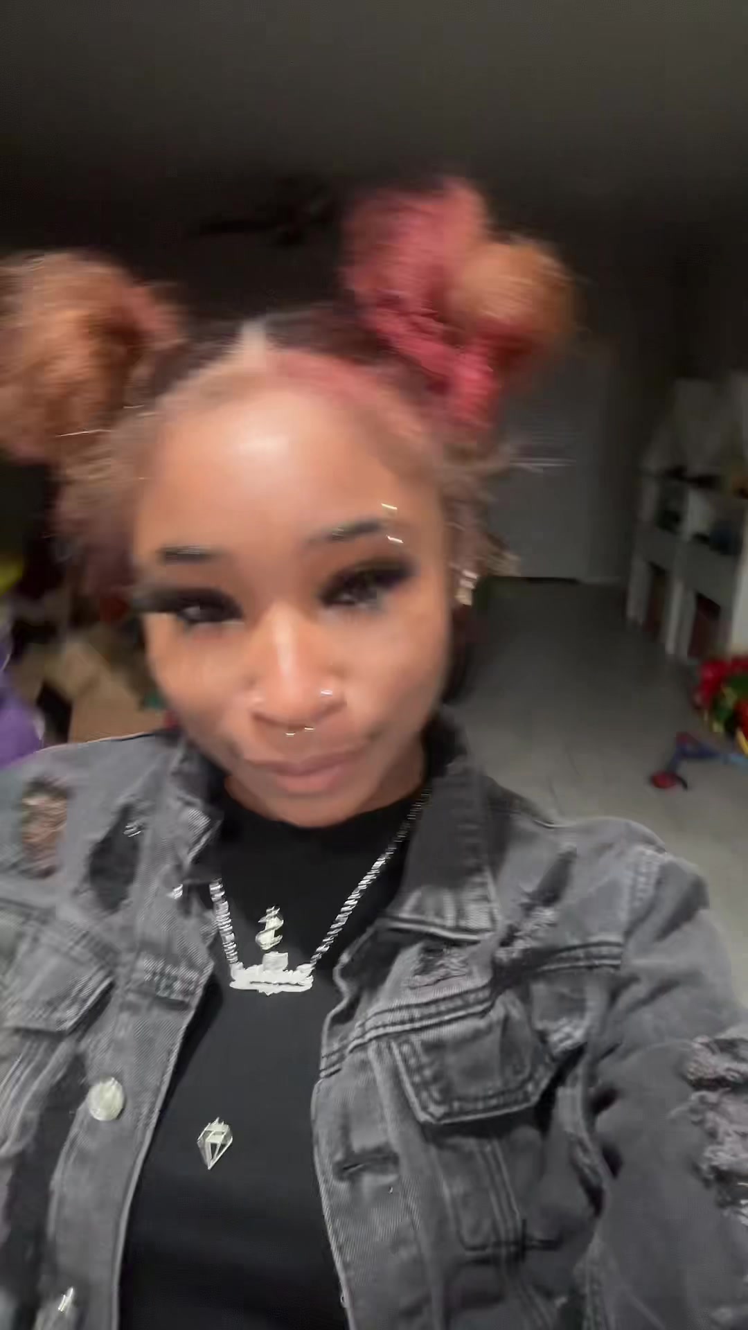 @RENIDAPOOH🧸👩🏾&zwj;❤️&zwj;💋&zwj;👩🏾