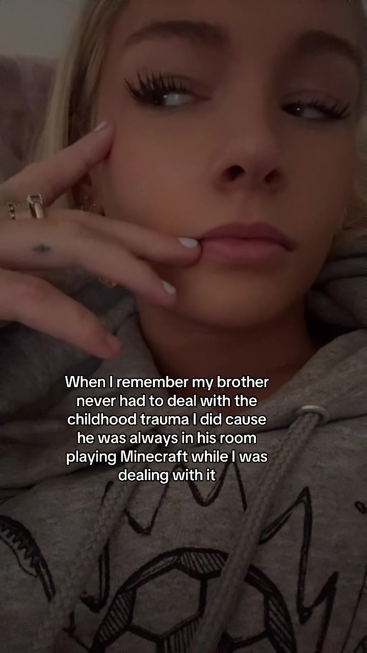 @<3