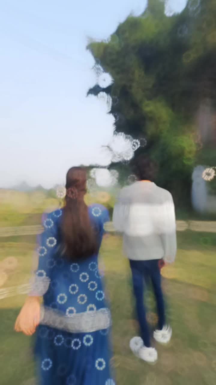 @Karishma.!!👀