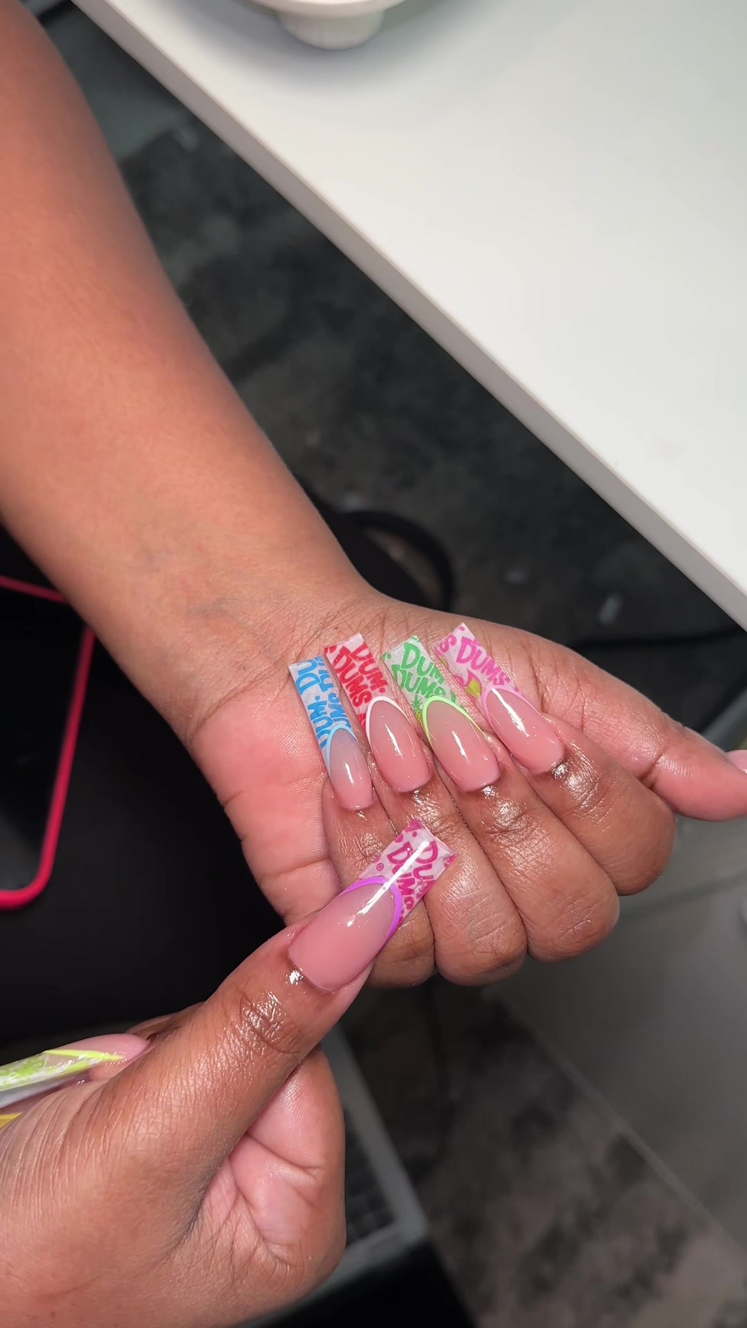 @yanasglamshop