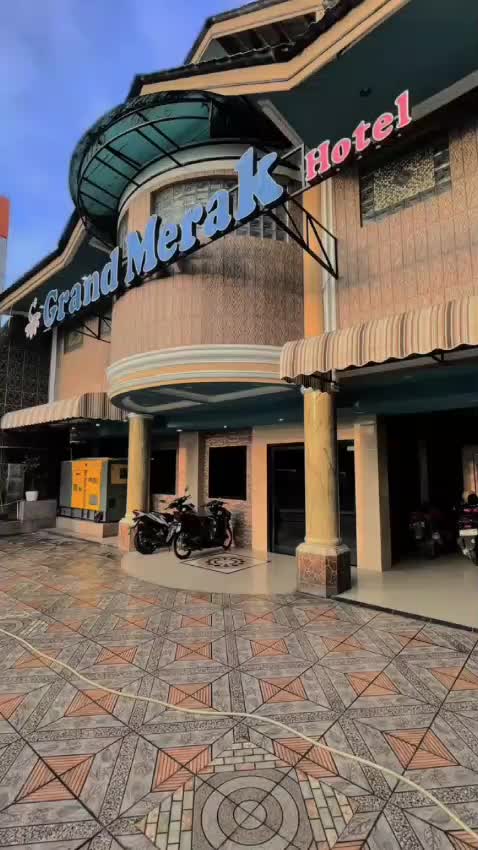 @Grand Merak