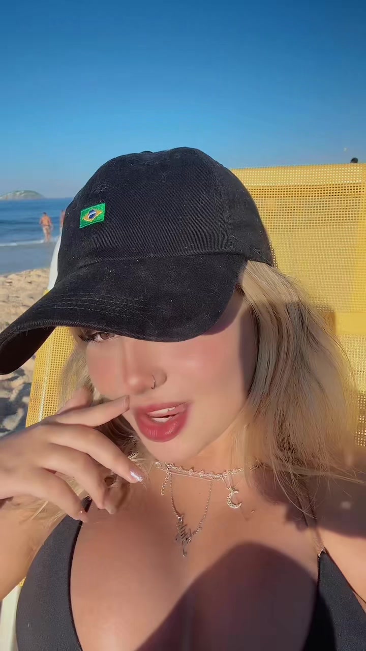 @Aylatoledo