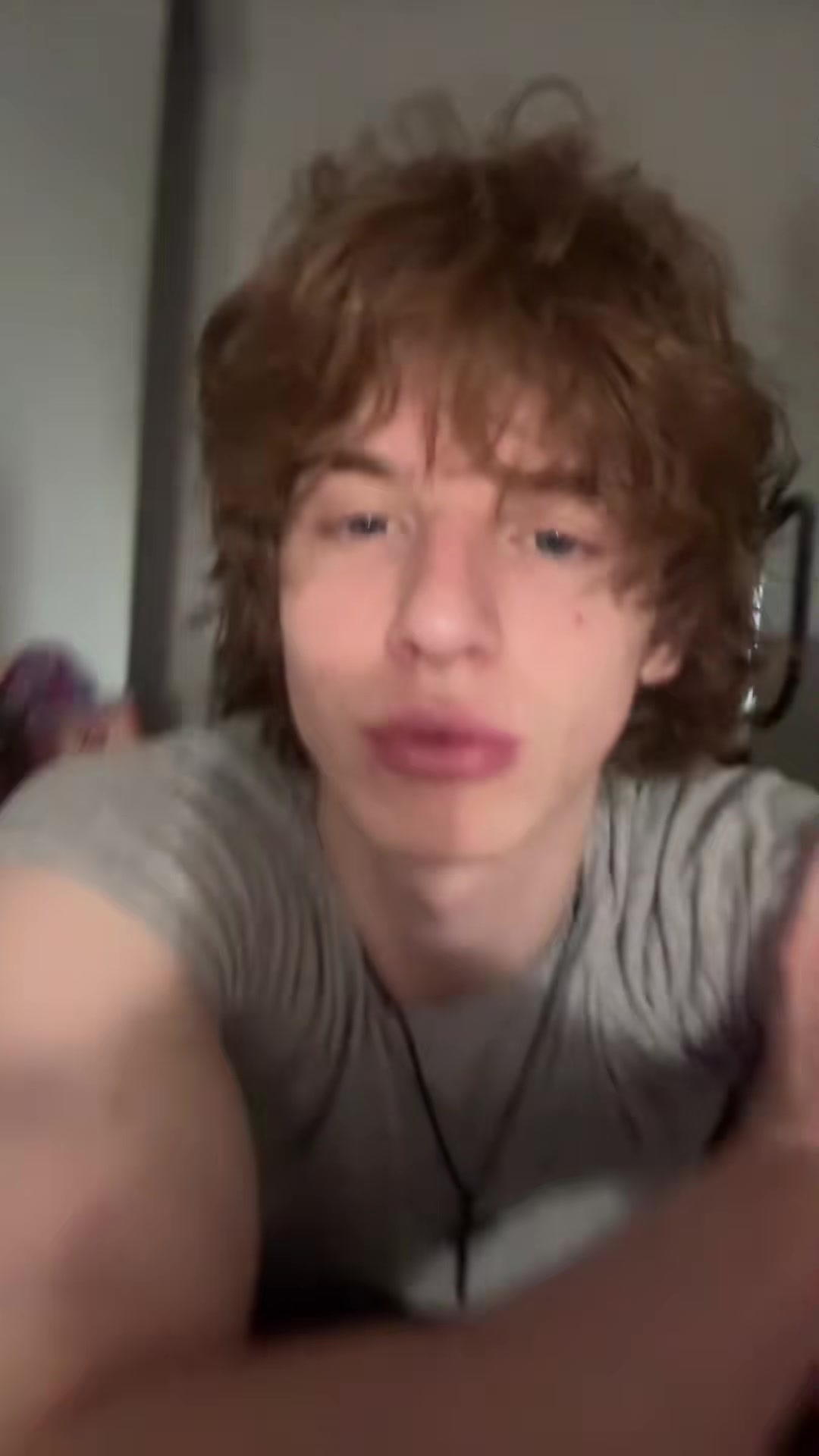 @T