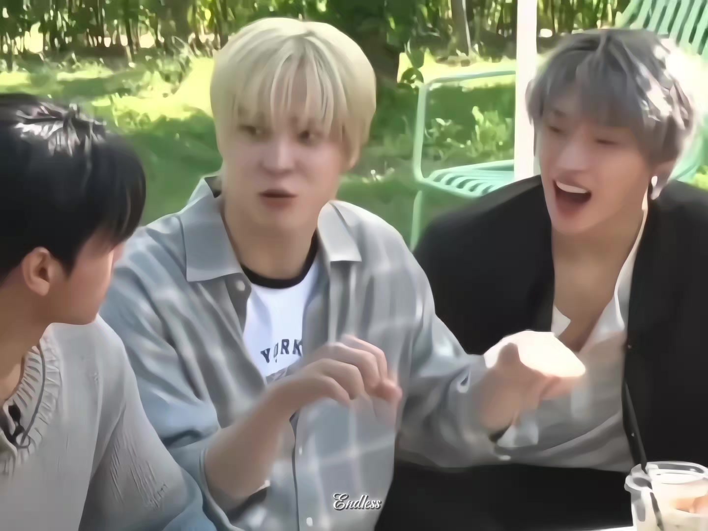 @Endlessjourneyy