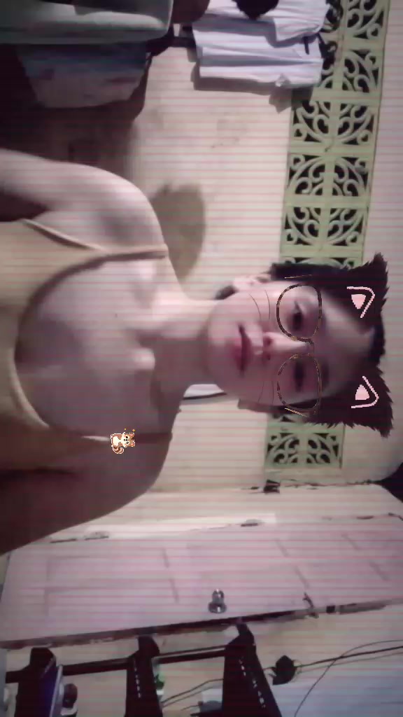 @๓ร. ງ