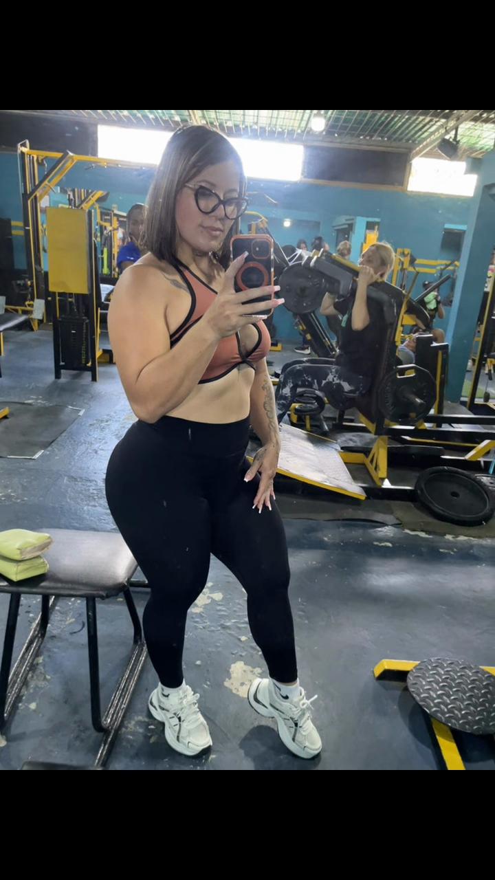 @andreina Rodr&iacute;guez🤍🖤
