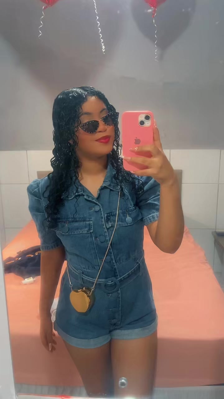 @Adriele Silva
