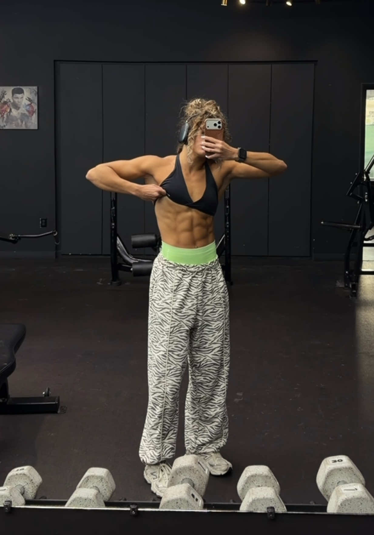 @SARA TESSA-LYNN VANAKEN