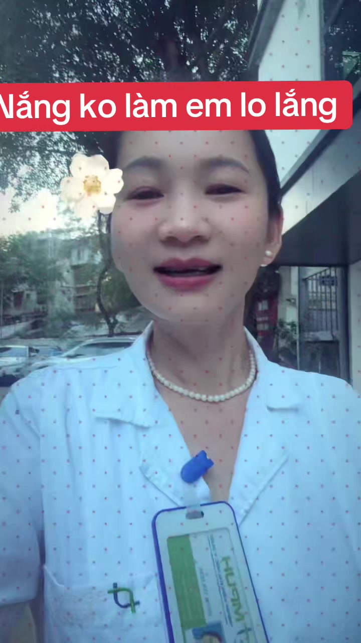 @Hoa s&uacute;n ( nh&iacute; nhố)