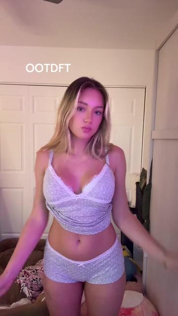 @Lexa rose 🌹