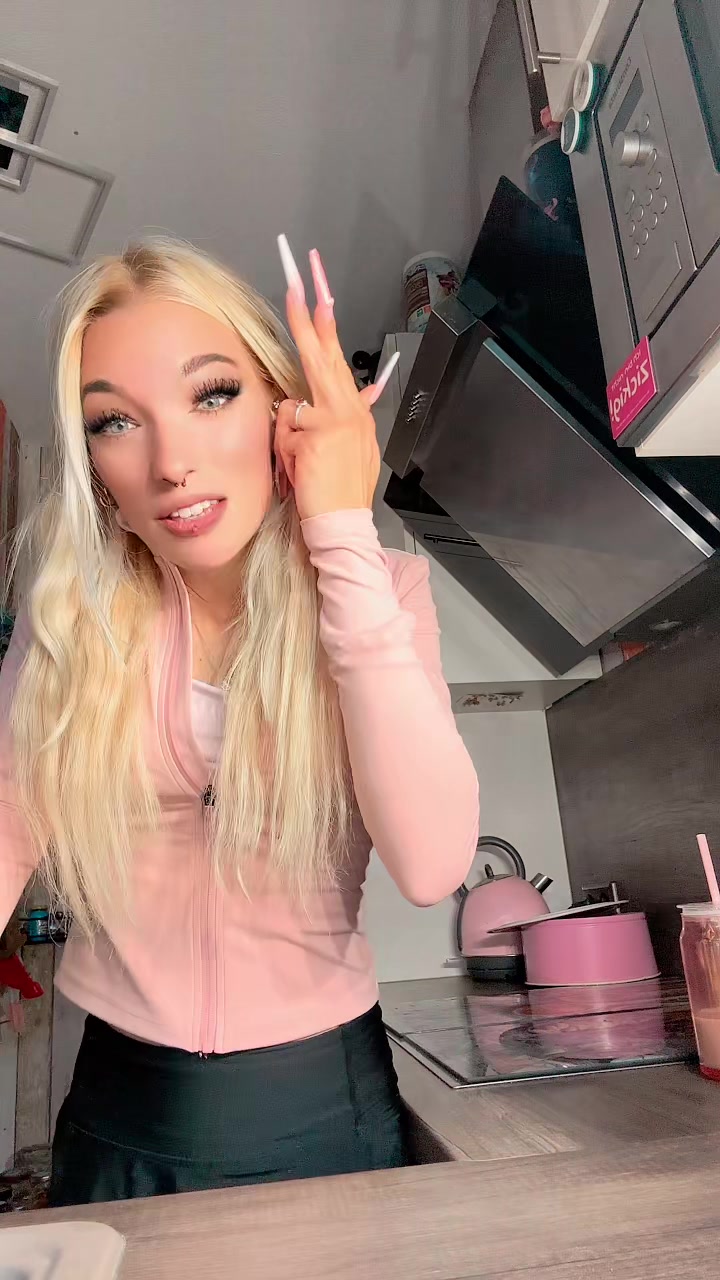 @✨Stitches Princess🌸