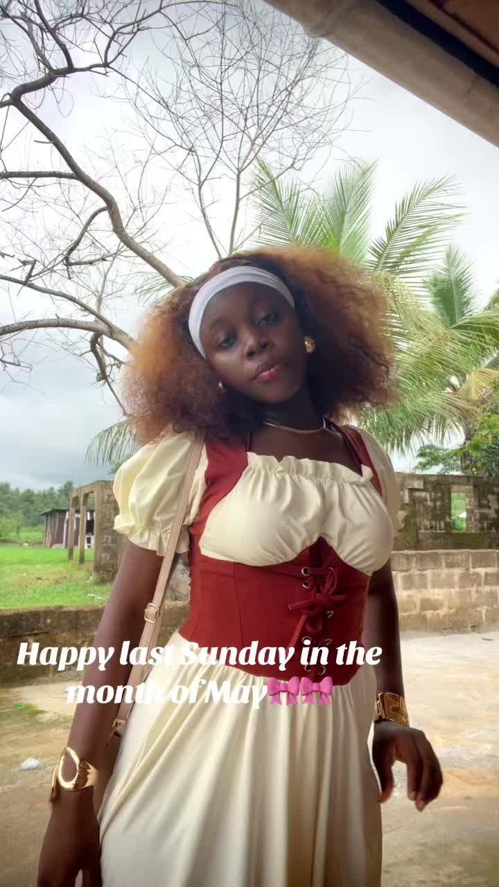 @Queen 👸 Rie-Rie 🌸🌸🌸
