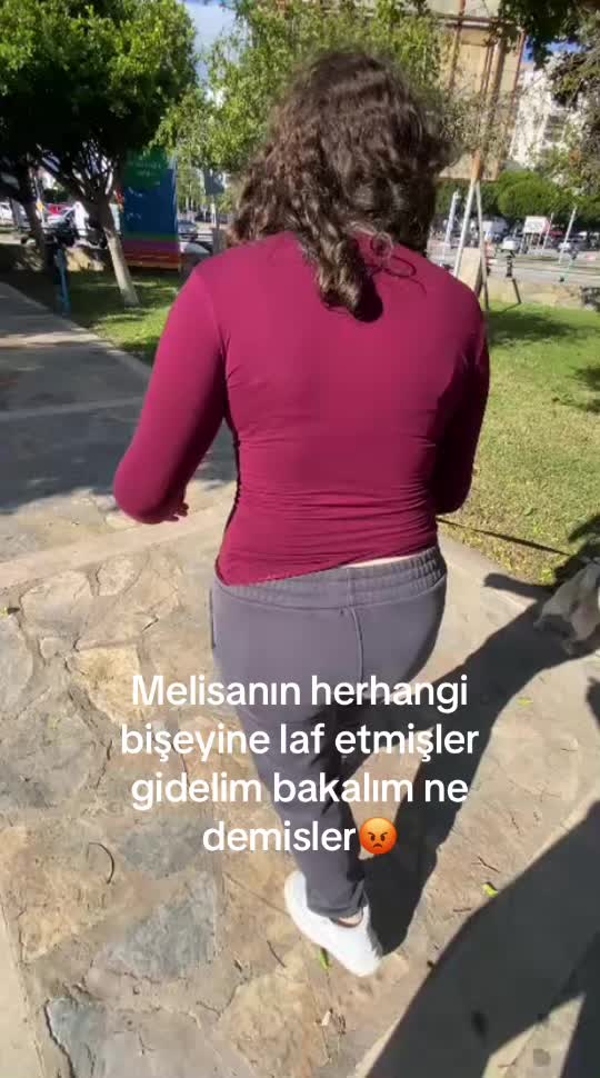 @melisafarkedenekadar✌🏿