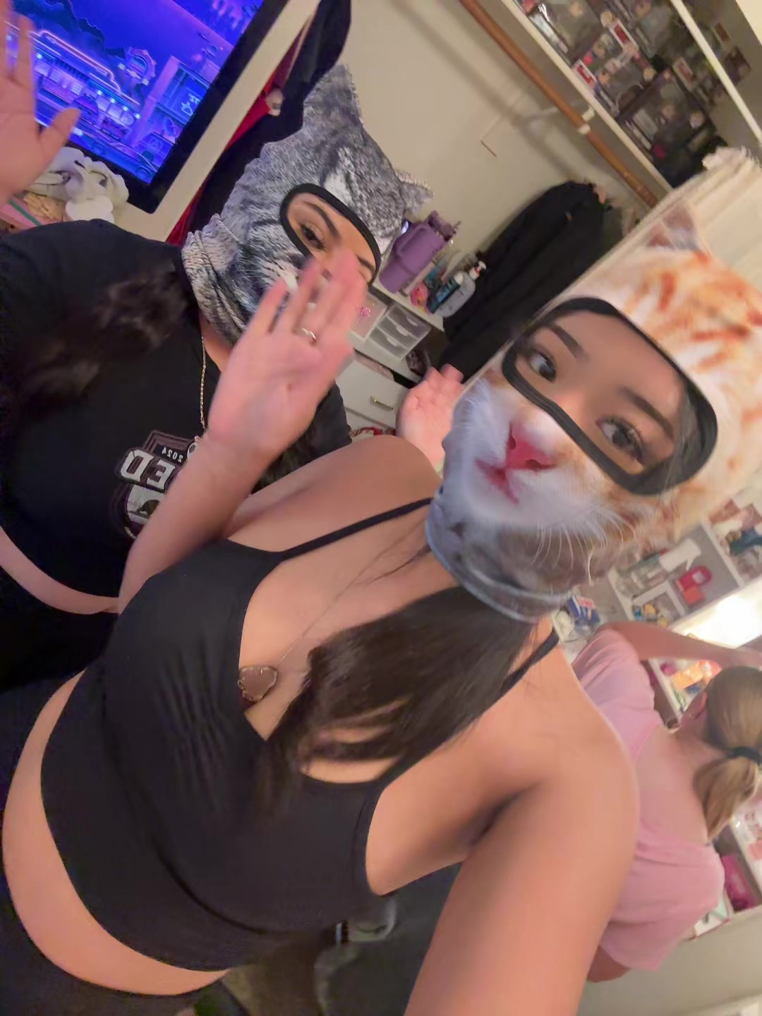 @lani________