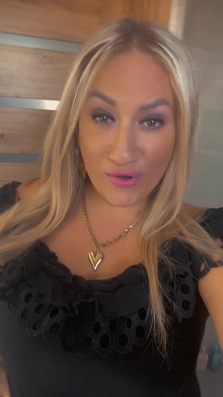 @karollaa87
