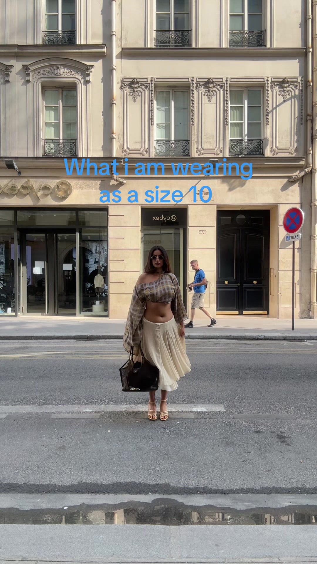 @Adjé