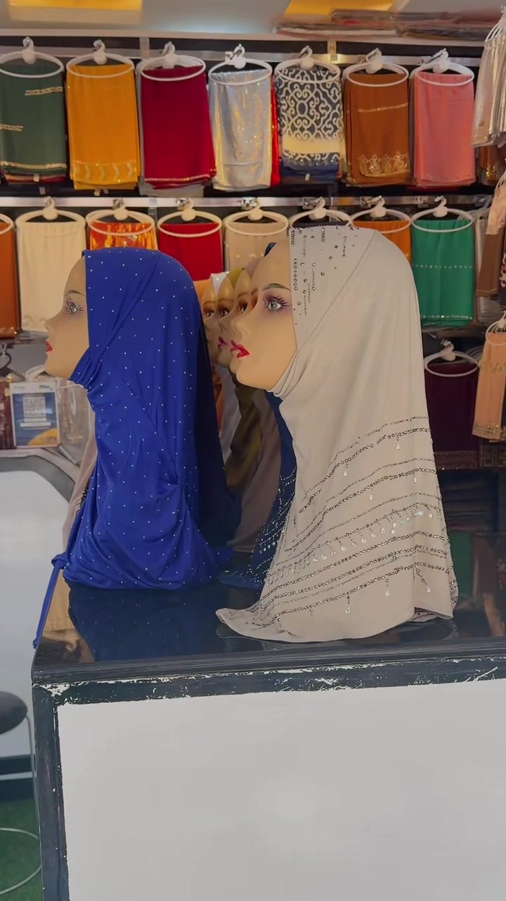 @jayscarf_store