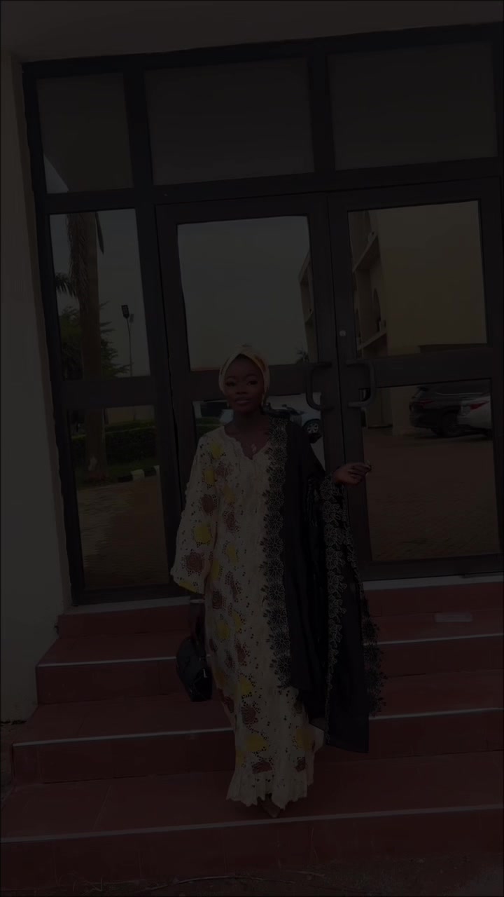 @brown_teemarh