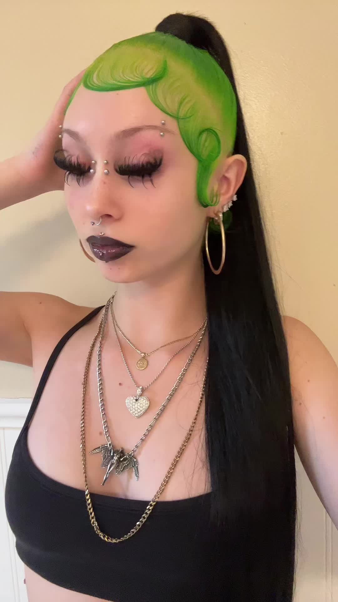 @2pretty4ademon