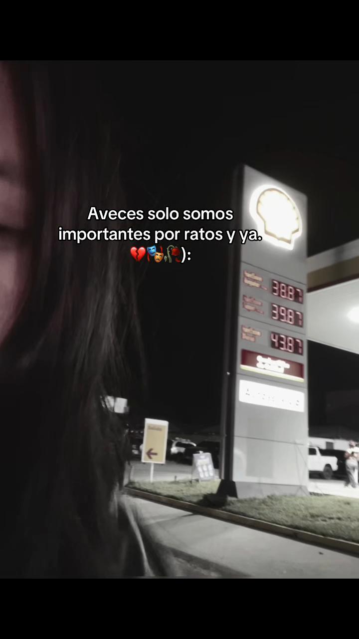@🍂Melis_🥷🖤):