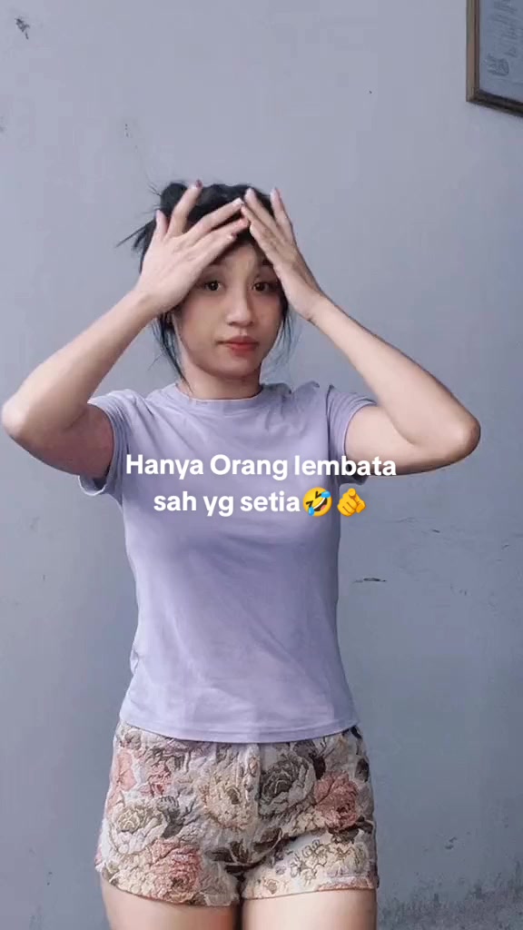 @Nona_Chyn2411