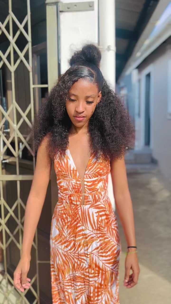 @LusandaMajobe❤️