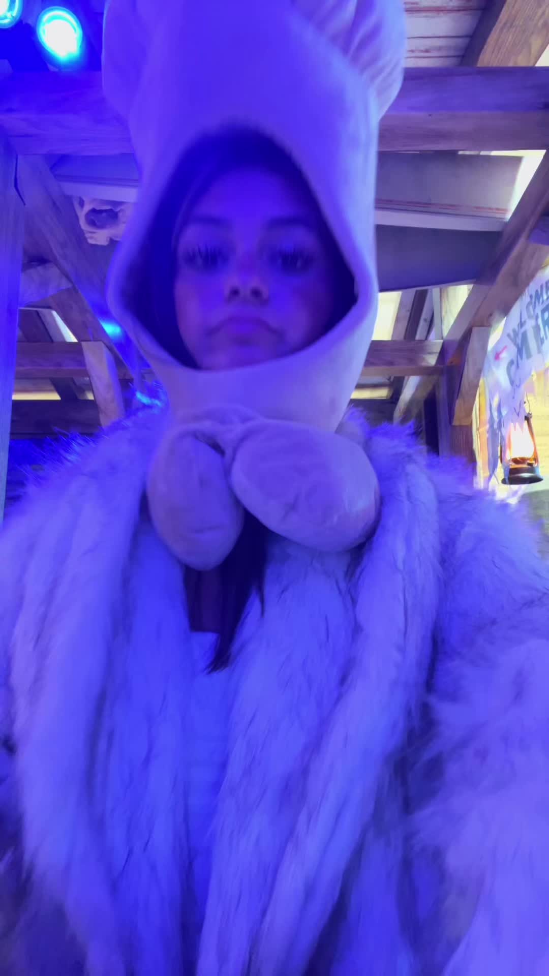 @i